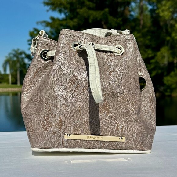 Brahmin Melinda Drawstring Floral Lace Bucket Bag Taupe Gray White Crossbody - Picture 7 of 16